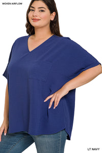 Spring Bloom Pocket Top in Lt. Navy {Curvy}