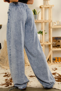 Downtown Fun Tencel Pants in Light Wash